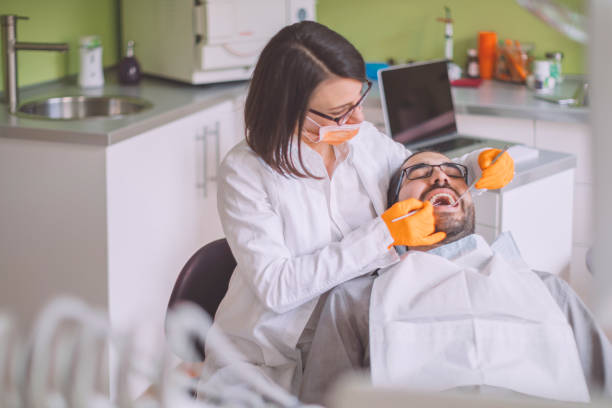 Best Emergency Tooth Extraction in Pacific, WA
